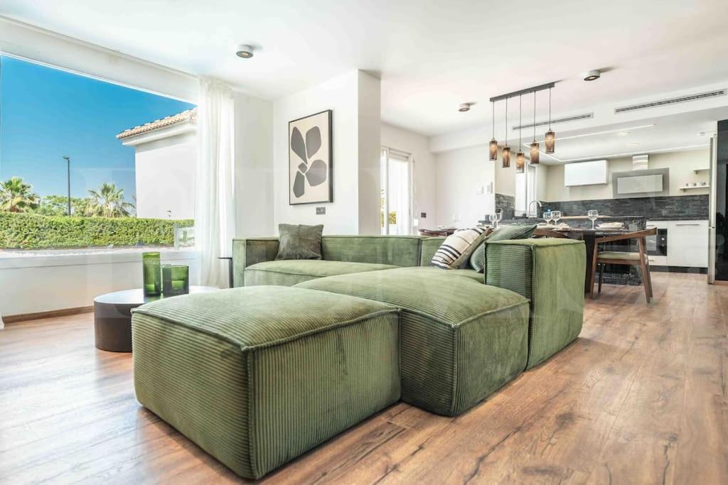 Vakantiehuis Full House With Pool, Bbq And Garden By Rems Torremolinos